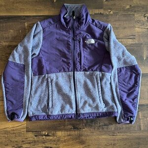The North Face Women’s Fleece Jacket